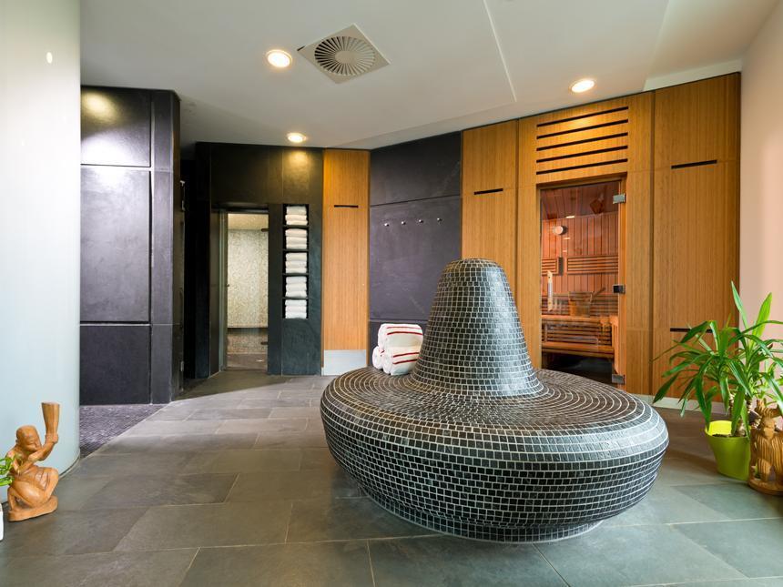 Adrema Hotel
