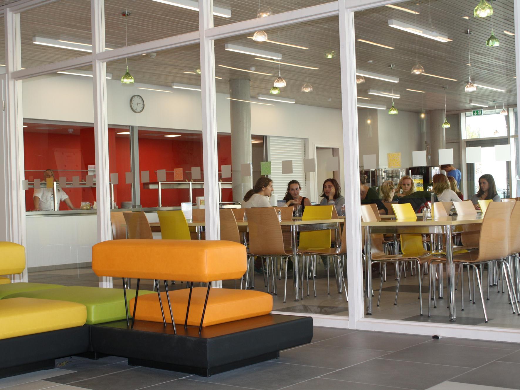 Hostel Martas Gaestehaeuser Hauptbahnhof *