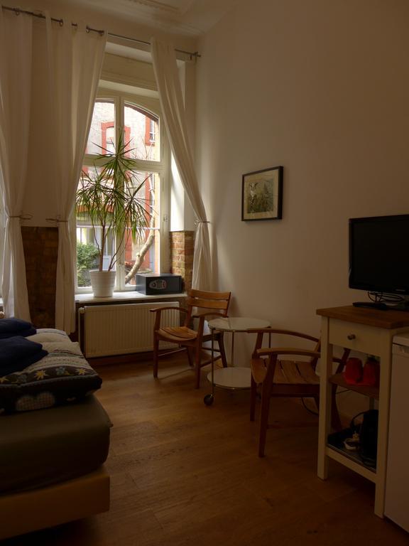 Eastside Guest house *
