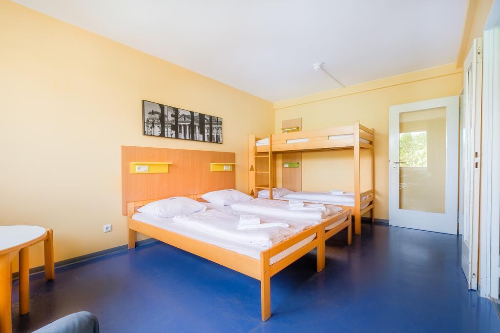 Martas Gaestehaeuser Hauptbahnhof Hostel Berlin