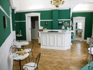 Hotel Am Adenauerplatz 3*