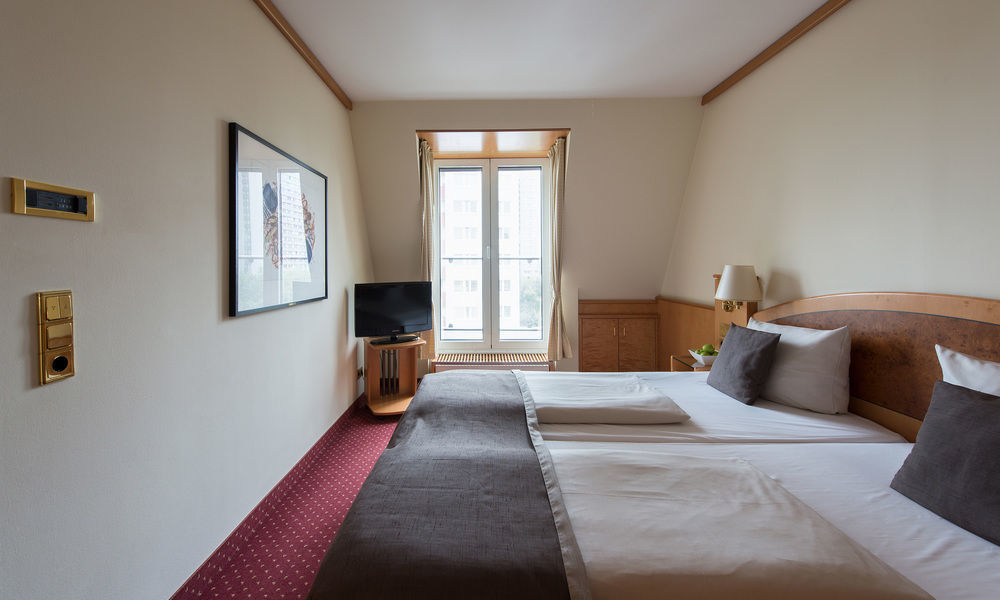 Living Grosser Kurfuerst Hotel