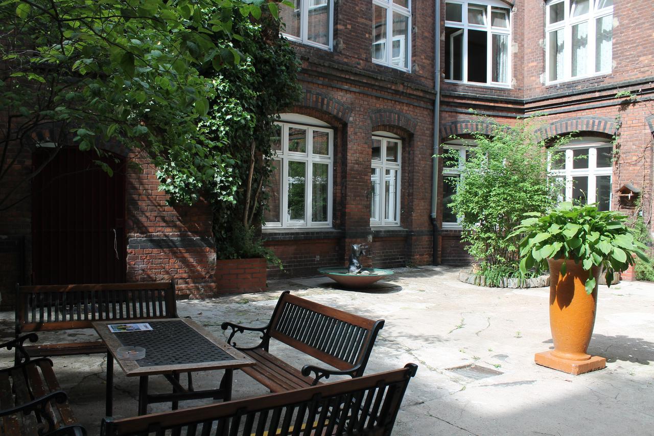 Fabrik - Vandrerhjem