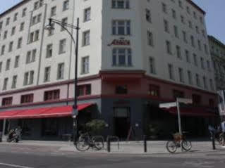 Hotel Adele Am Alex
