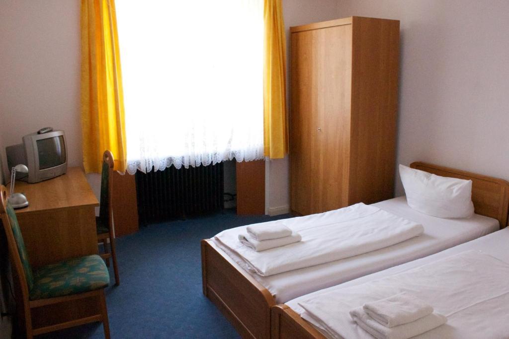 Arta Lenz Hotel 3*