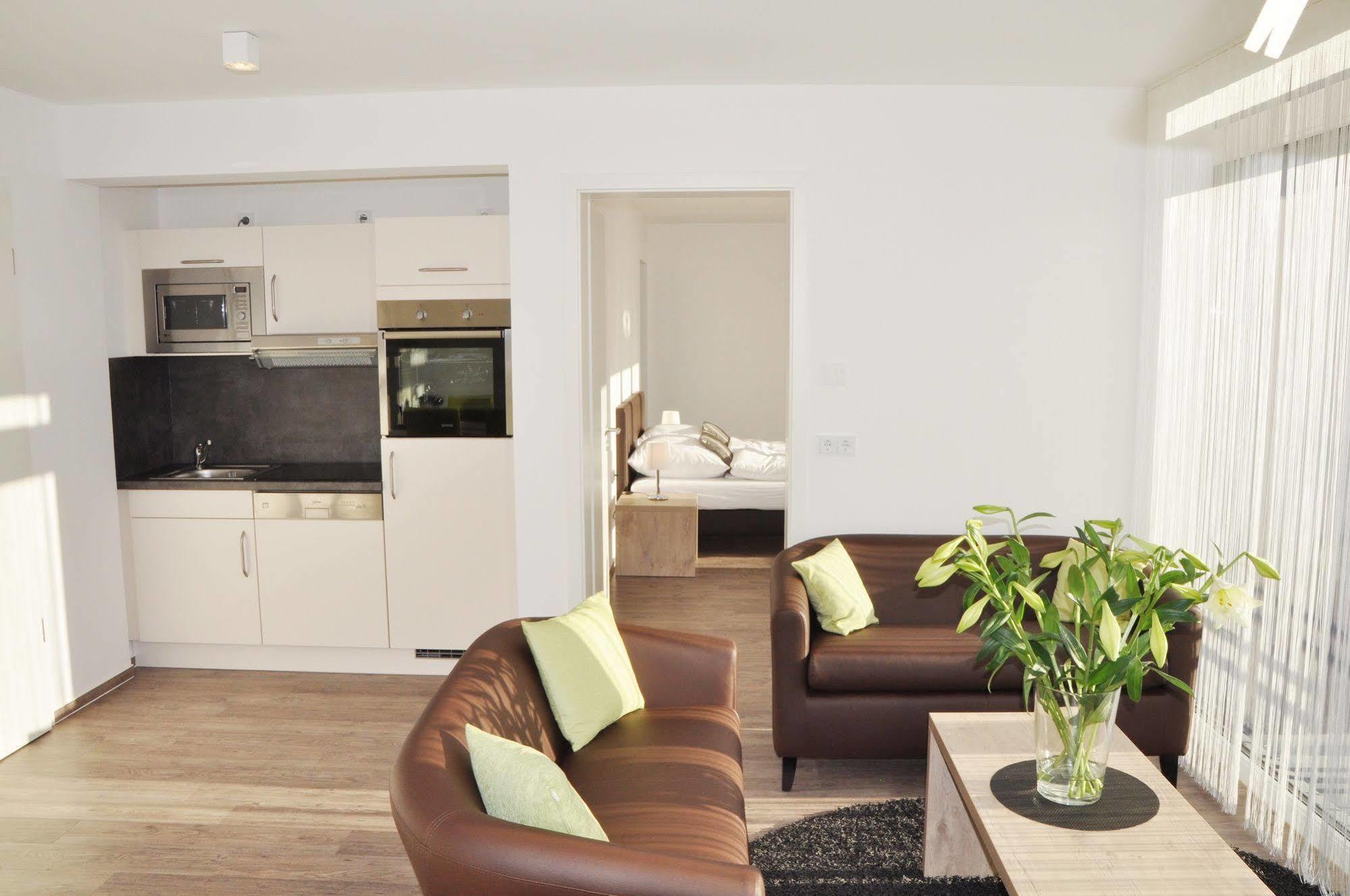 Lejlighedshotel Adapt - Adlershof 4*