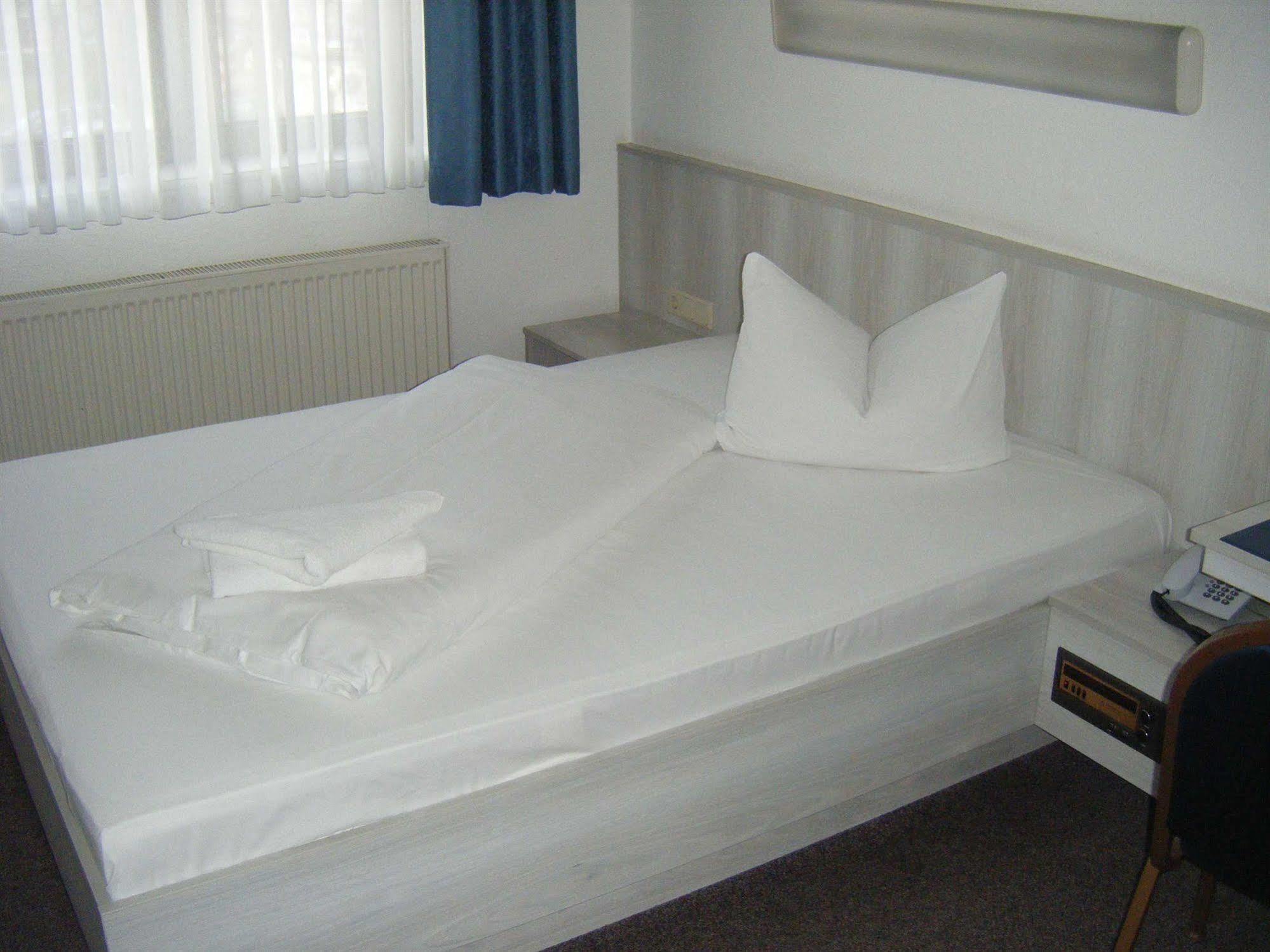 Central-hotel Tegel 2* Berlin