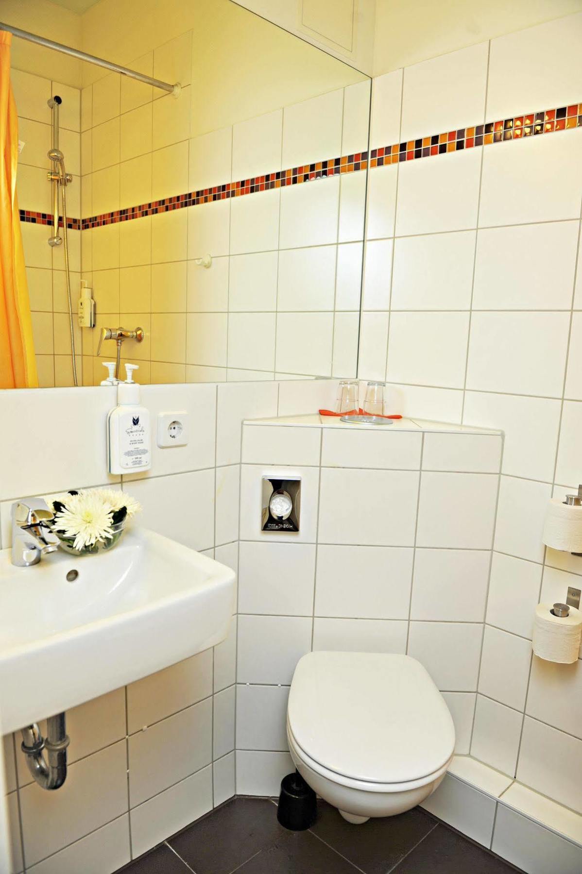 Alex Hotel 2*