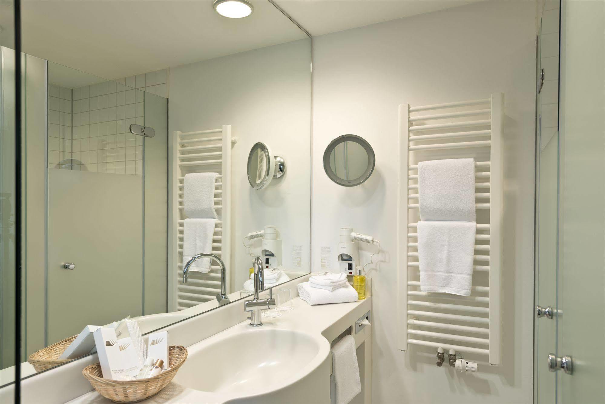 Adrema 4* Berlin