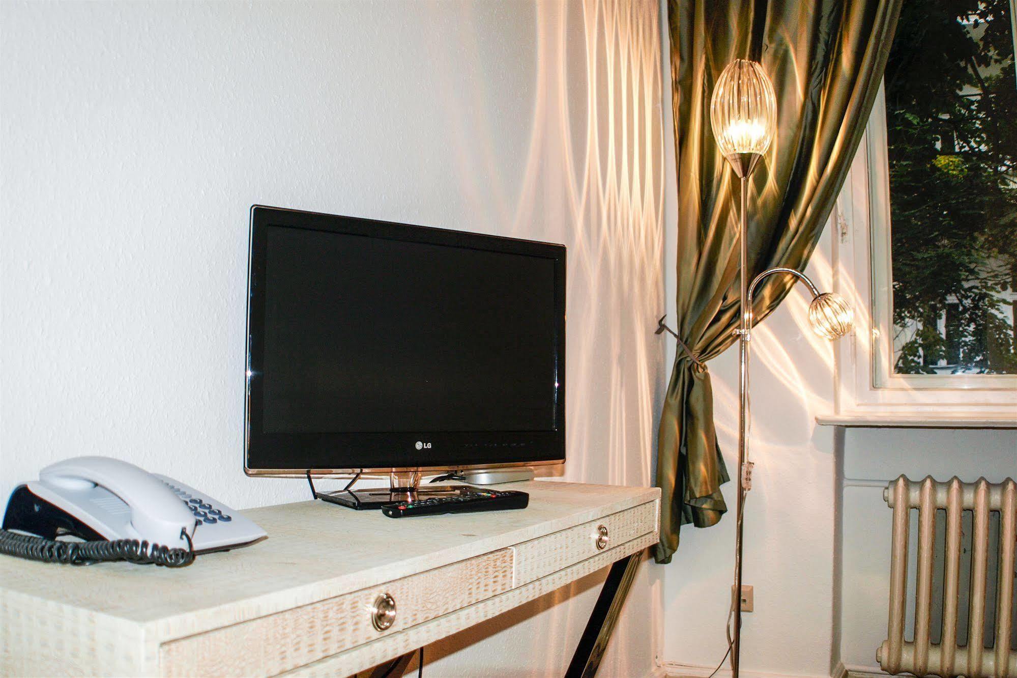 Elba Am Kurfürstendamm - Design Chambers 3*