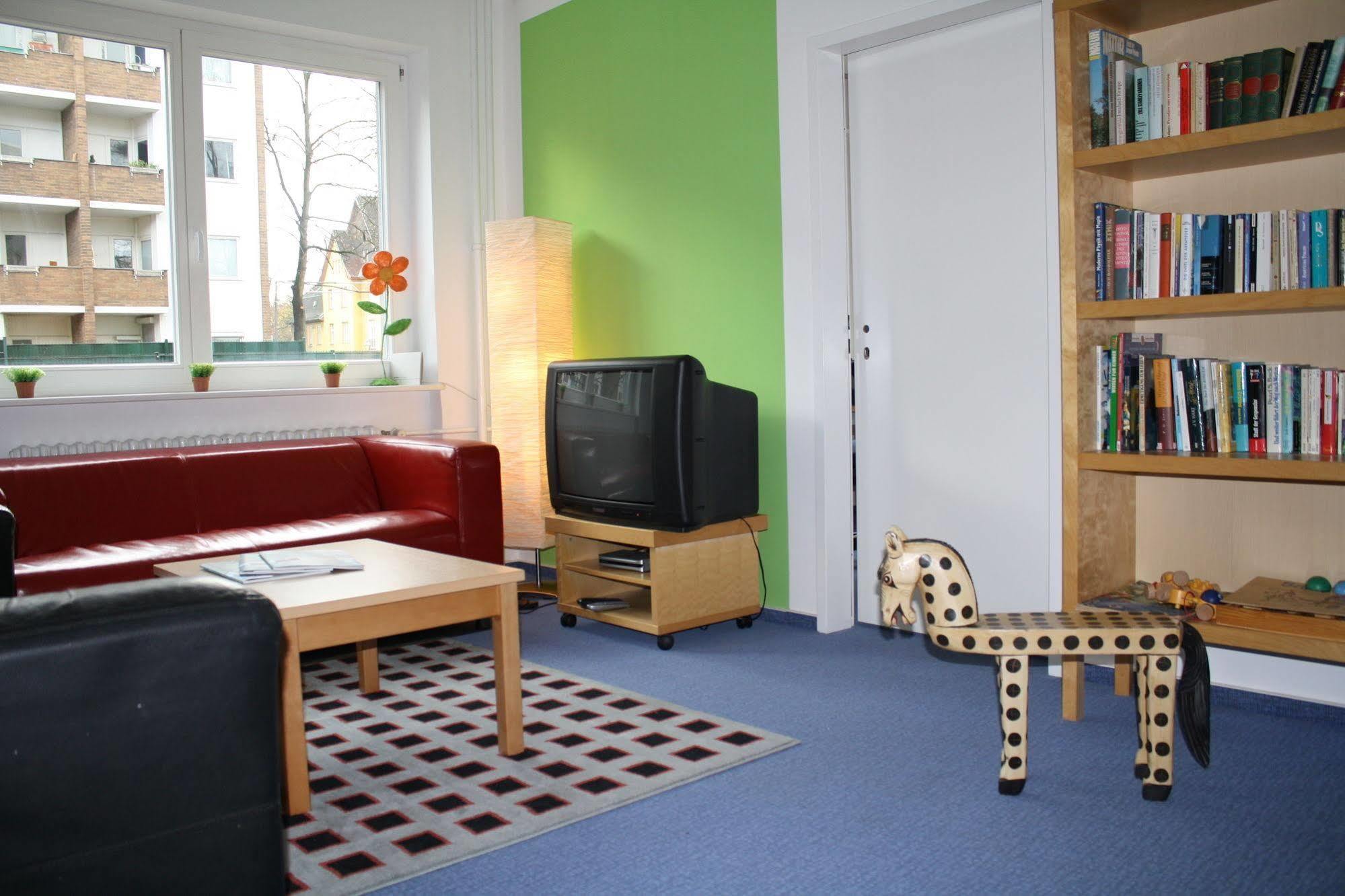 Hostel Martas Gaestehaeuser Hauptbahnhof *