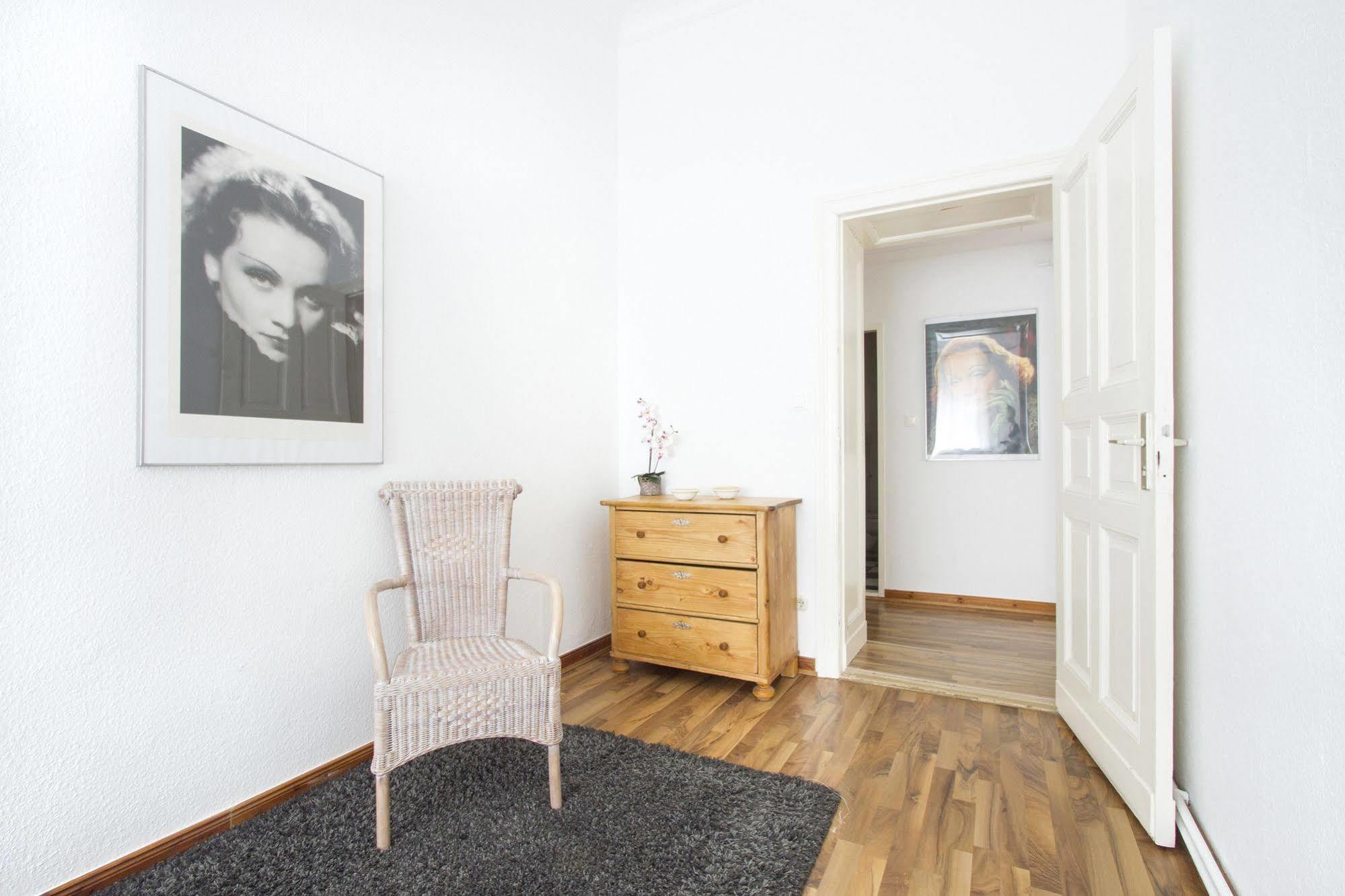 Apartments Berlin Leberstrasse 58 Hotel