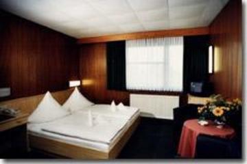 Central-hotel Tegel Hotel 2*