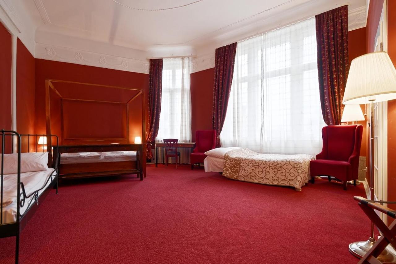 Hotel Am Adenauerplatz