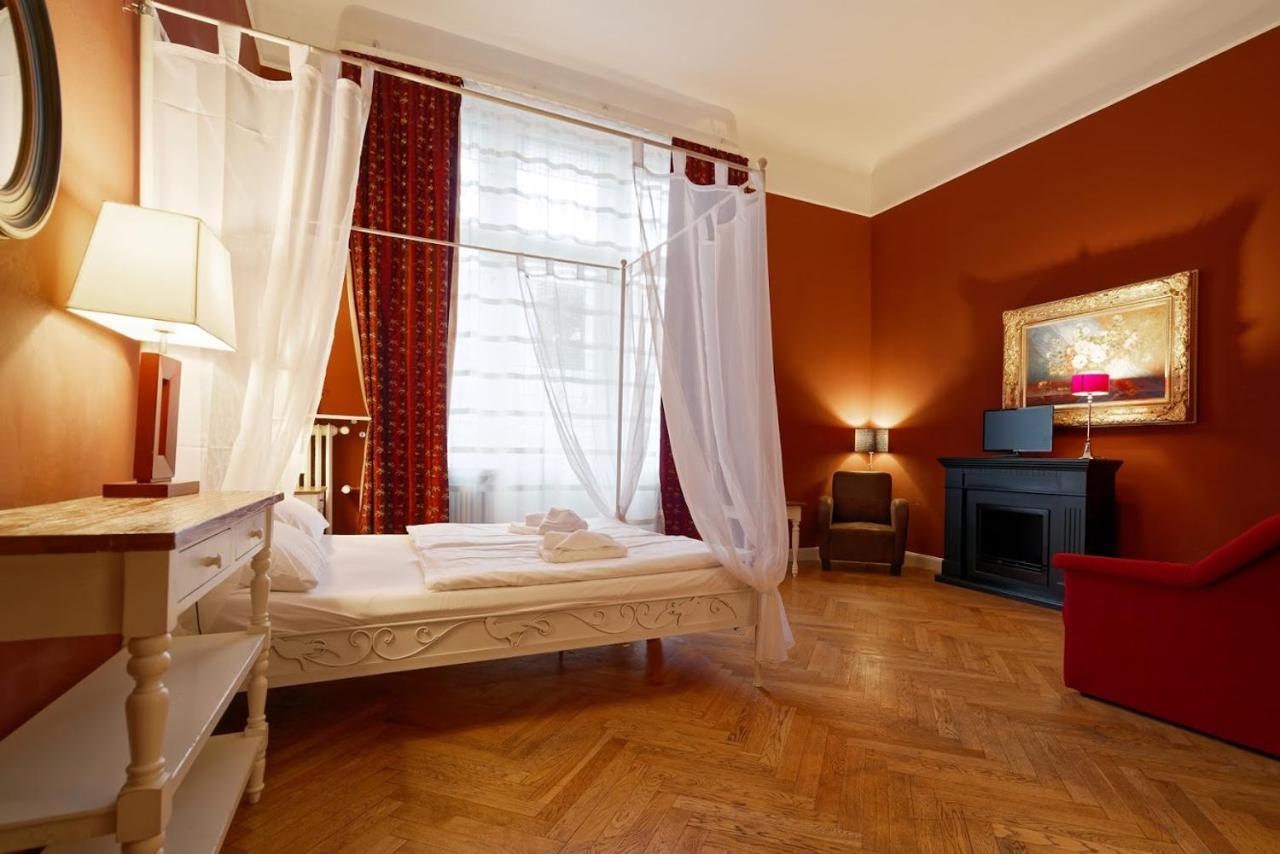 Hotel Hotel Am Adenauerplatz 3*