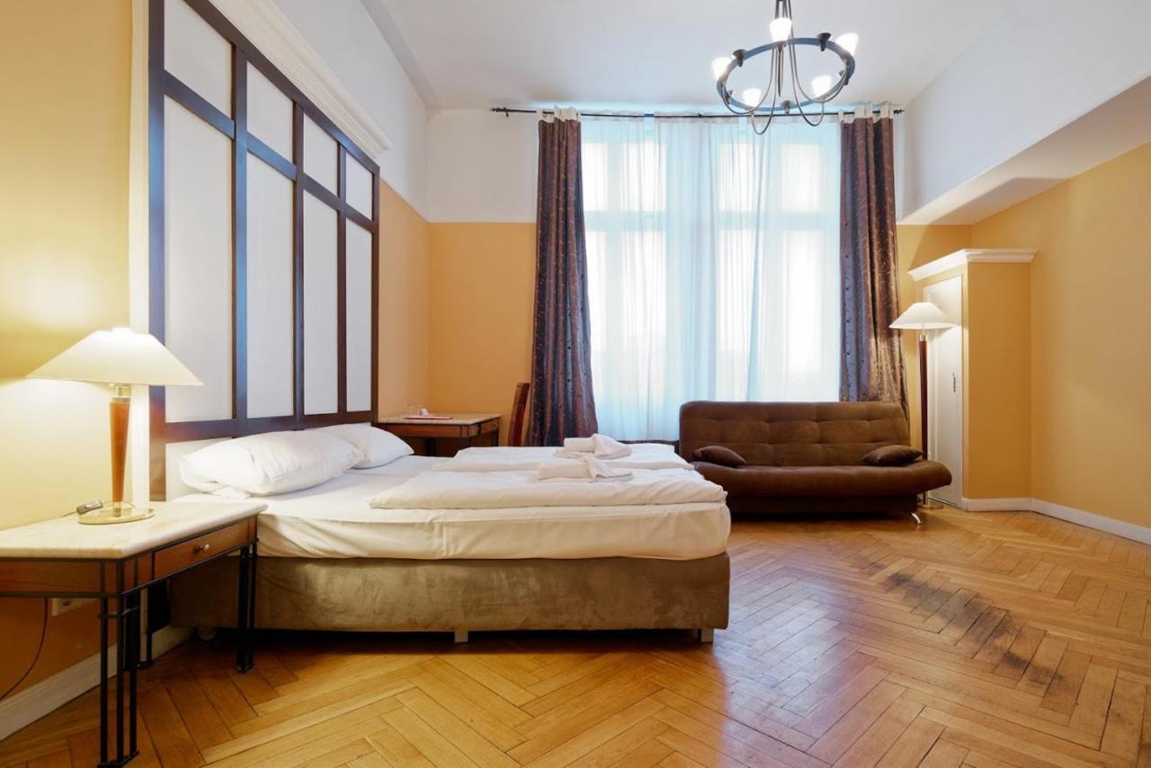 Hotel Hotel Am Adenauerplatz