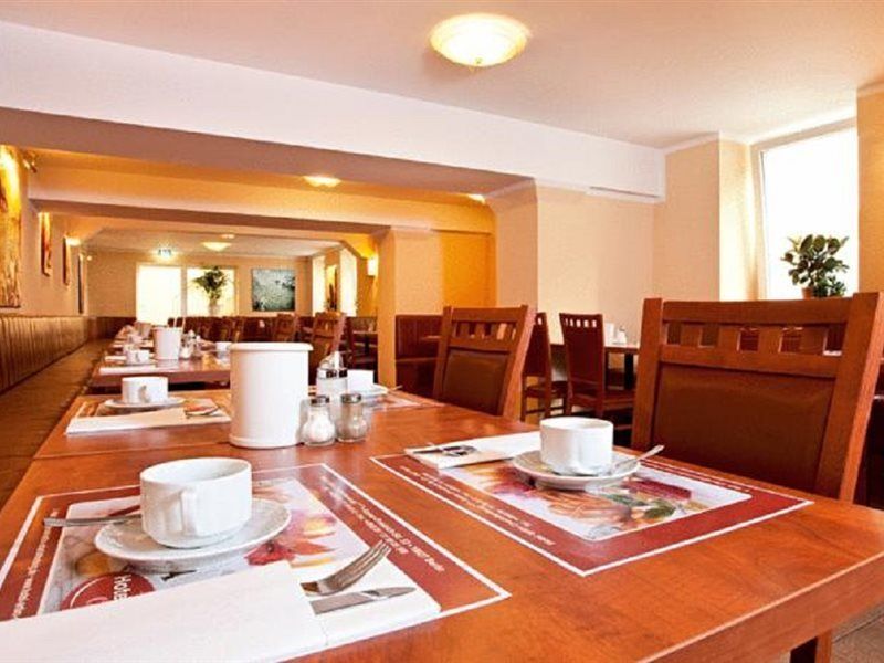 Atrium Charlottenburg 3*