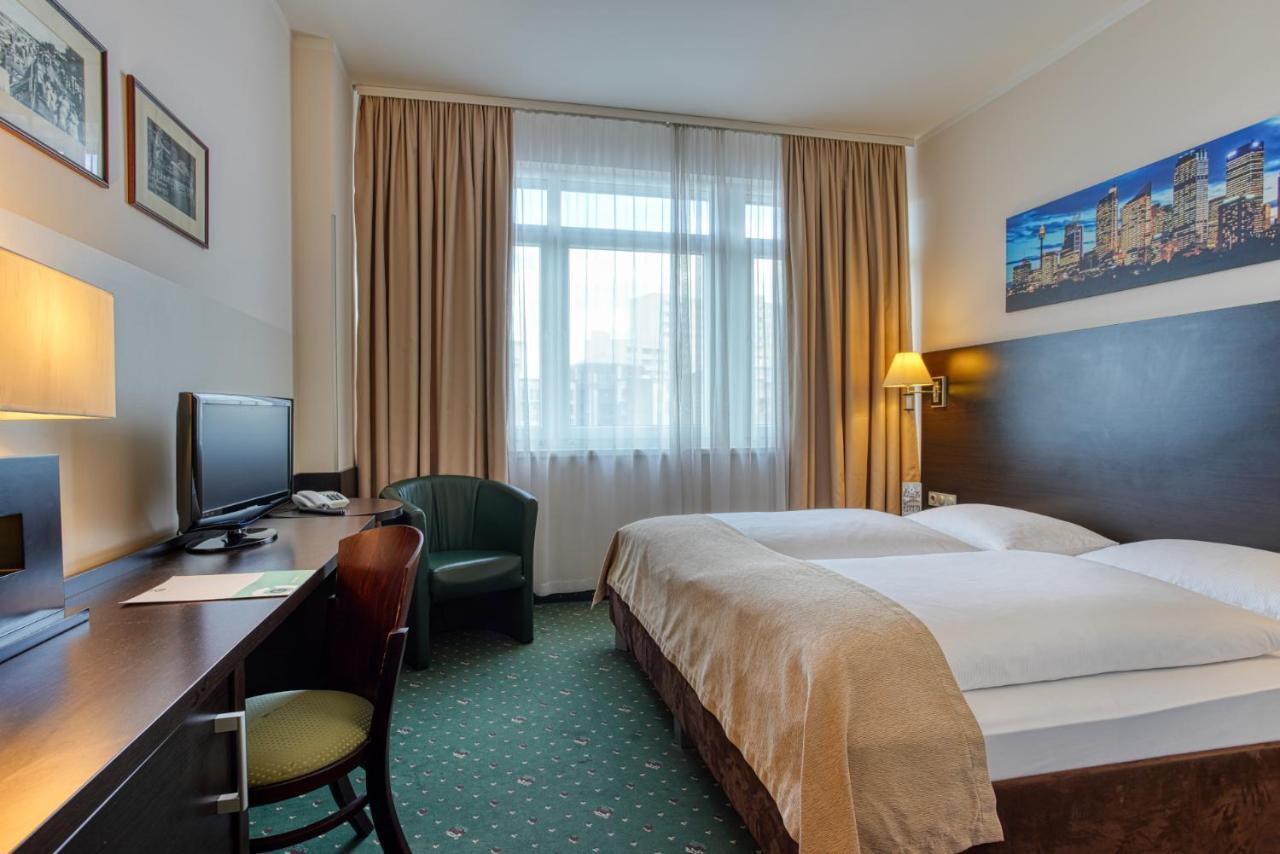 Titanic Comfort Kurfuerstendamm 3*