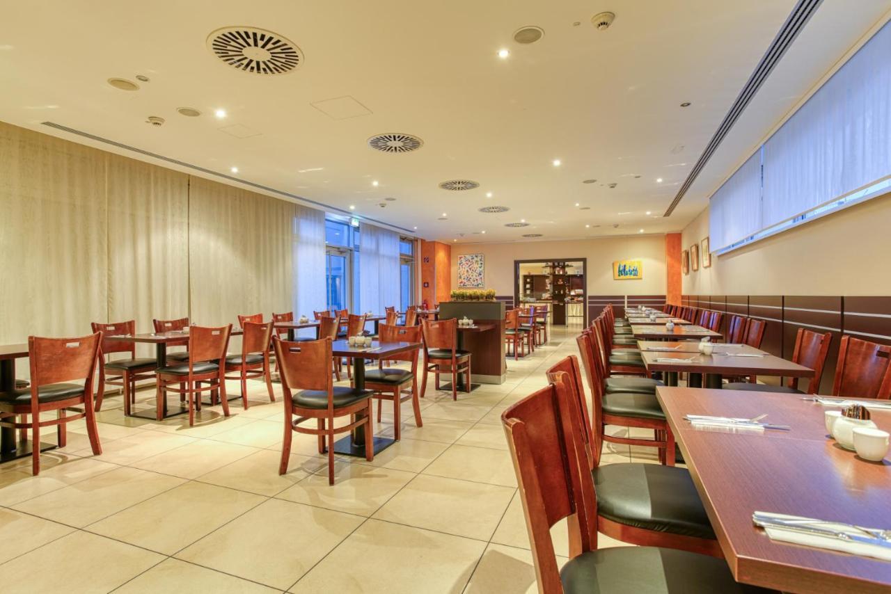 Titanic Comfort Kurfuerstendamm 3* Berlin