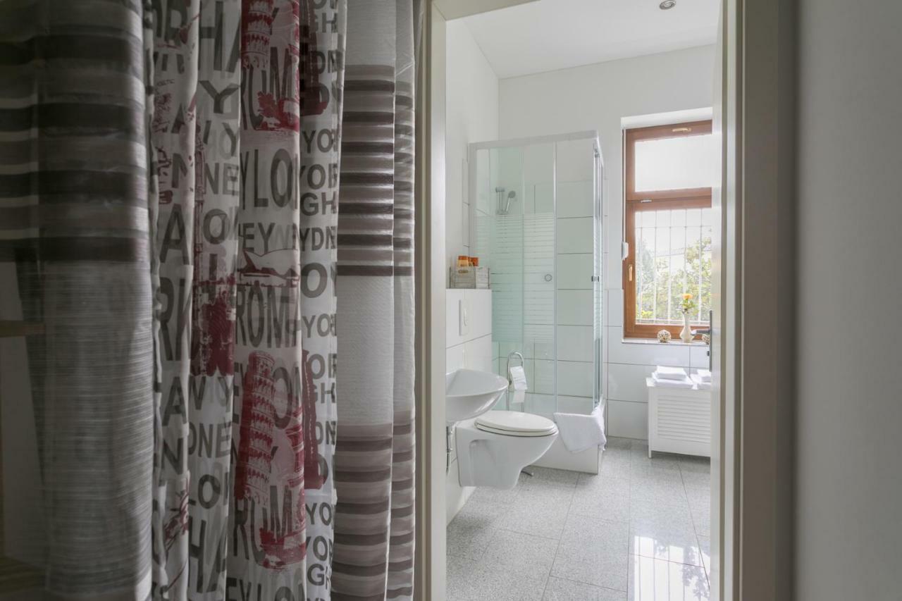 City Studio For 4, Near Sonnenallee Berlin