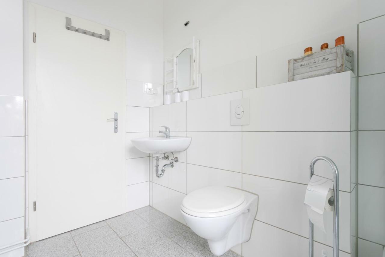 Apartment City Studio For 4, Near Sonnenallee
