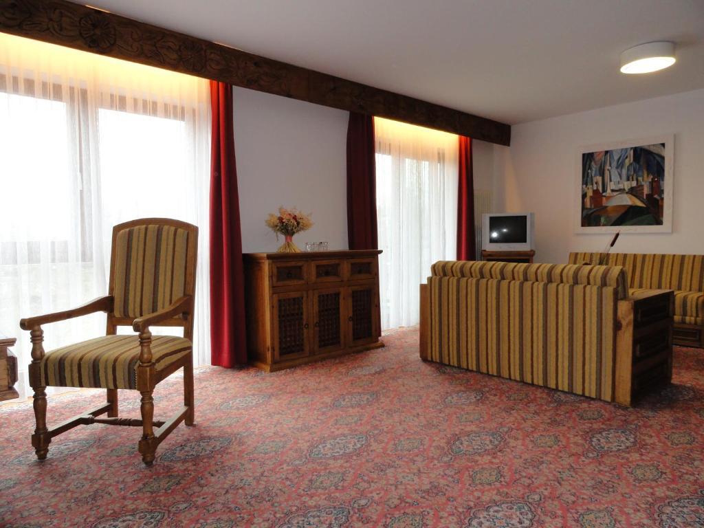 Solitaire Hotel