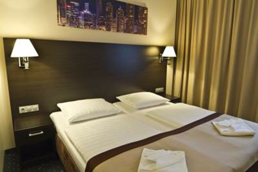 Titanic Comfort Kurfuerstendamm Berlin