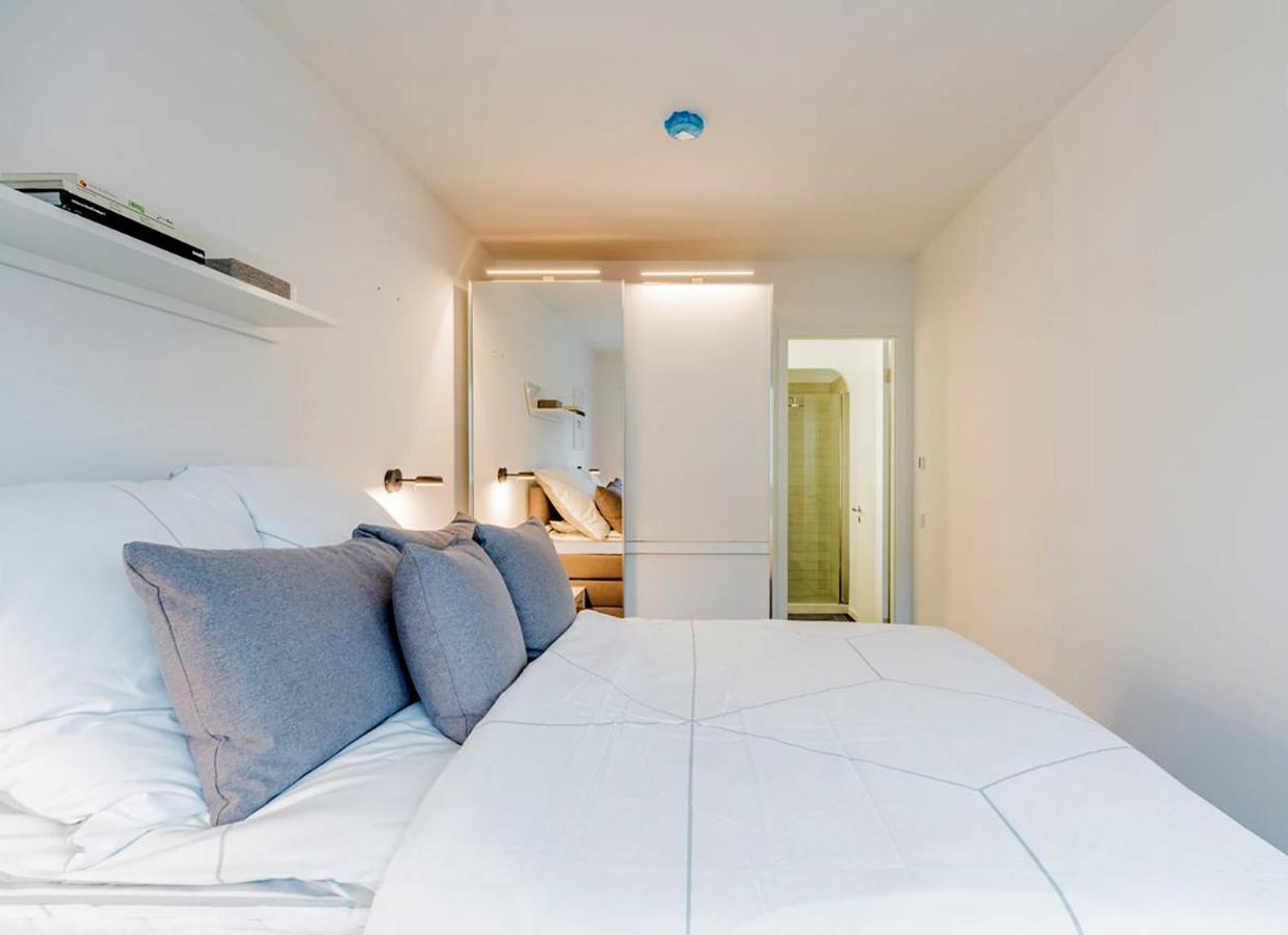 Aussergewohnliches Luxus-apartment Direkt An Der Spree - Extraordinary Luxury Right At River Side Apartment