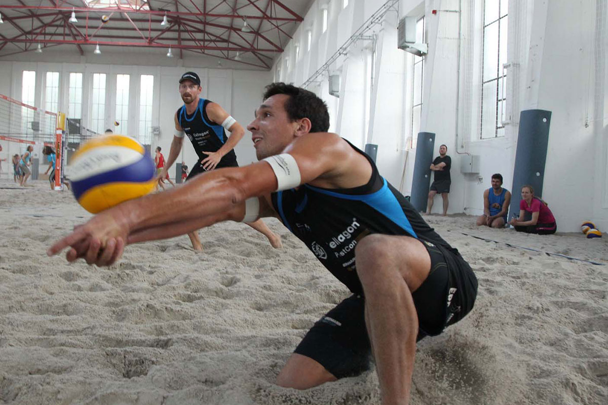 area85-beachvolleyball-indoor-17.1.1